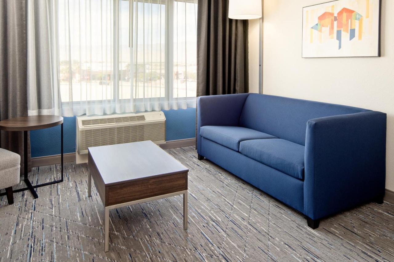 Holiday Inn Express & Suites Palm Desert - Millennium By Ihg Extérieur photo